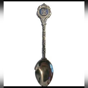 Vintage collectible souvenir spoon 1986 Vancouver World's Fair, Expo 86. Canada.